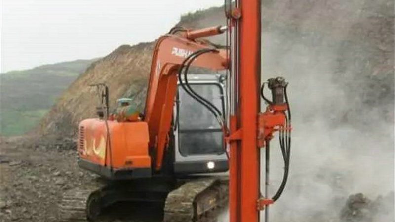 平地机转弯半径：理解其参数含义与工程应用
